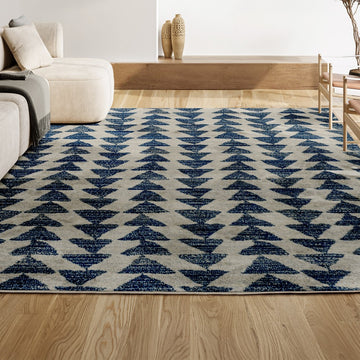 Aisha Moroccan Triangle Geometric Area Rug